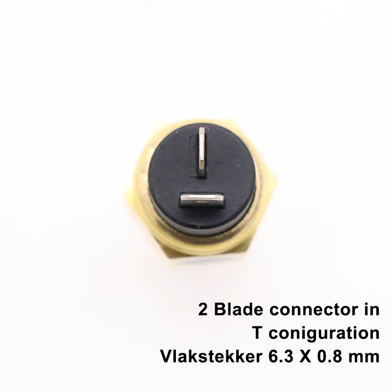 

M14x1.5 Coolant Water Temperature Sensor 0015422317 / 0025427317 0075420917 0045425617 for Mercedes-Benz Truck O 403 2003-