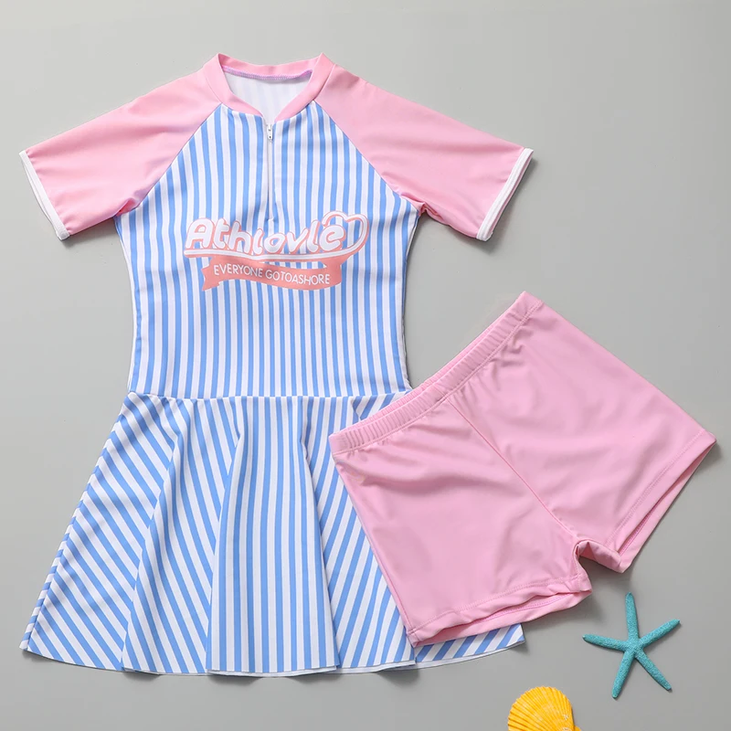 New sports swimsuit two-piece set, short sleeved girls' sun protection, medium and large children's flat angle skirt swimsuit