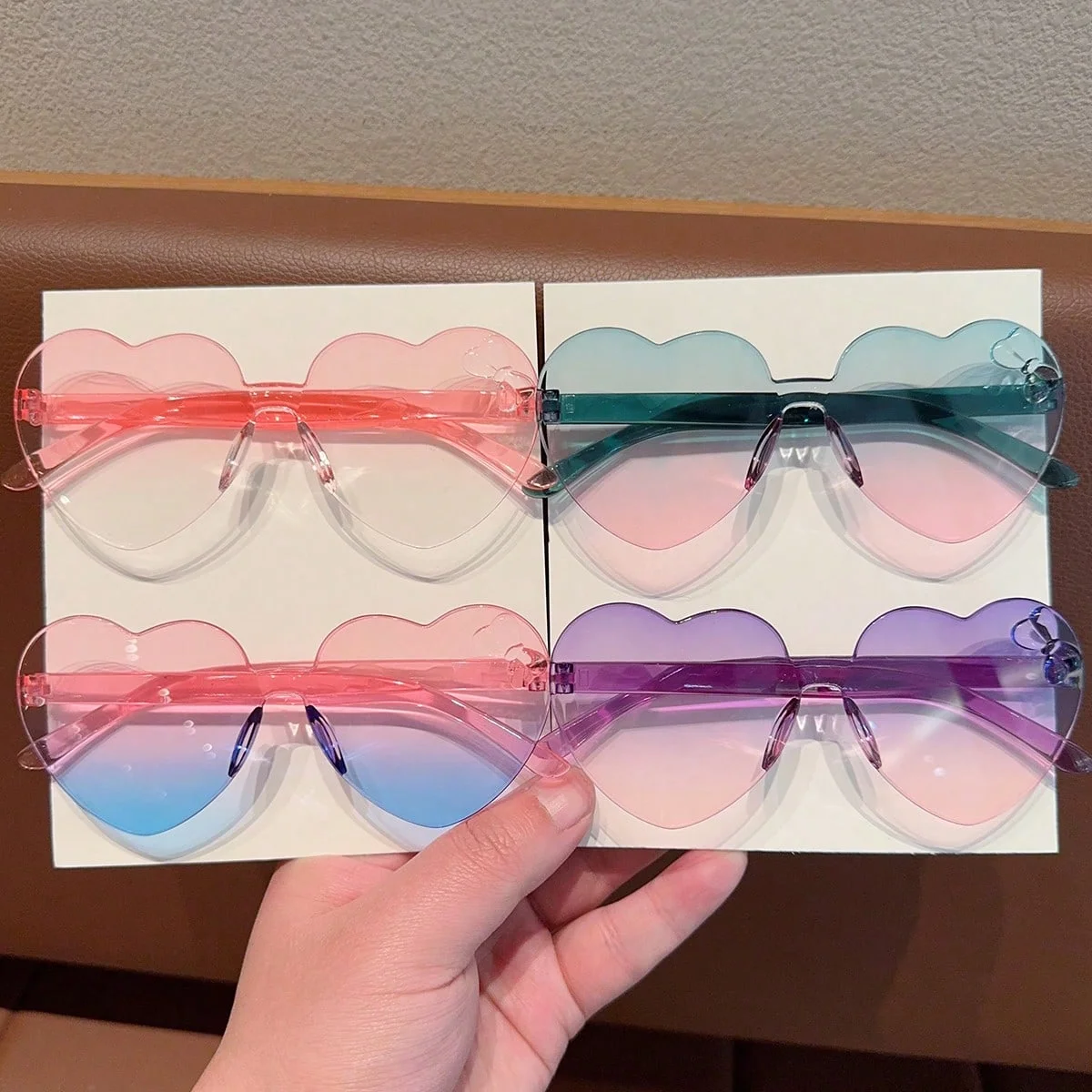 2/4Pcs2025Newest Cute Beautiful Classic Double Colors Bowknot Heart Fashion Glasses Fashion Glasses Card Only ShowDon't Shipping