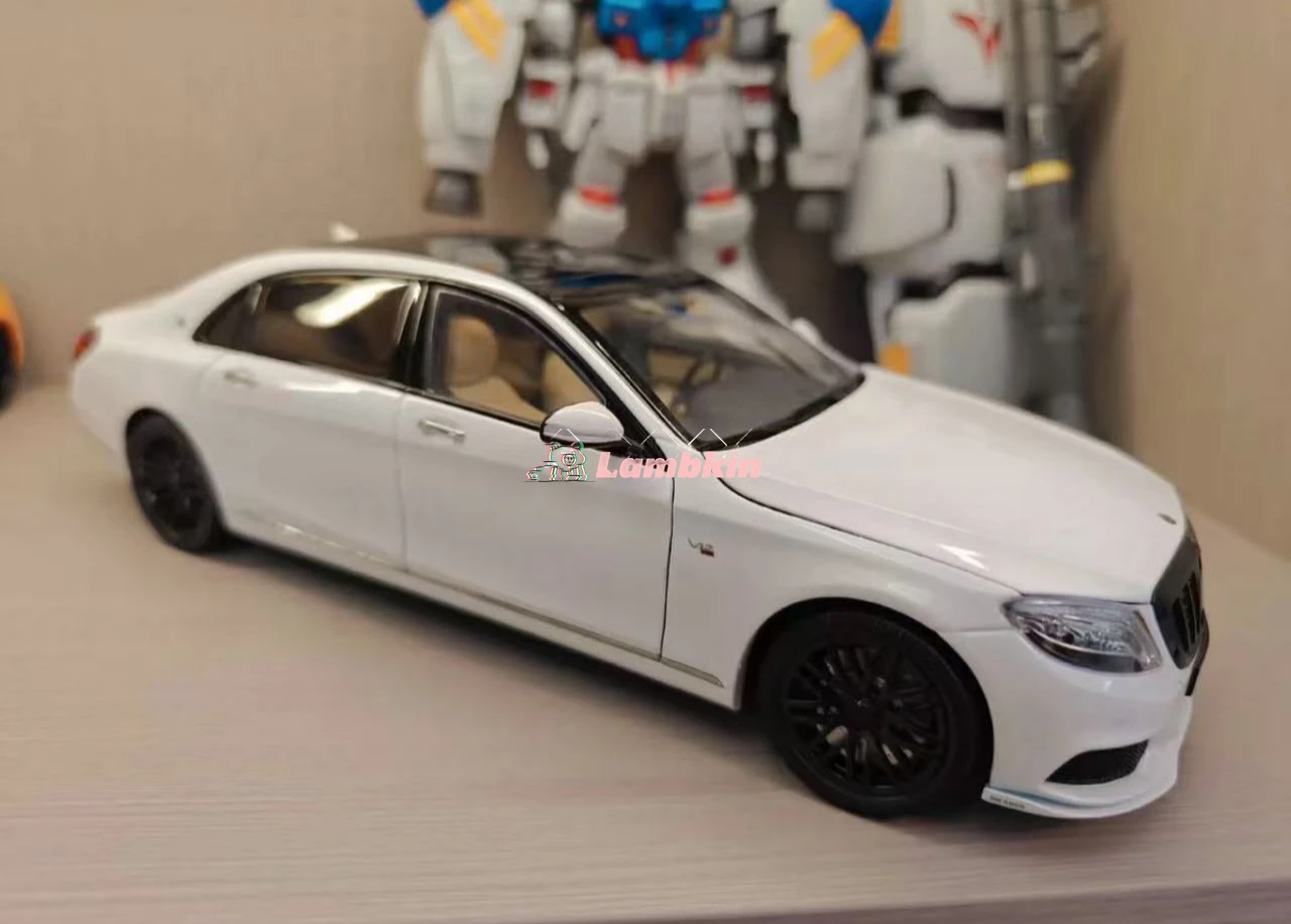 Almost Real 1/18 for Brabus 900 S class white alloy metal openable Car model Collectibles Gifts Ornaments