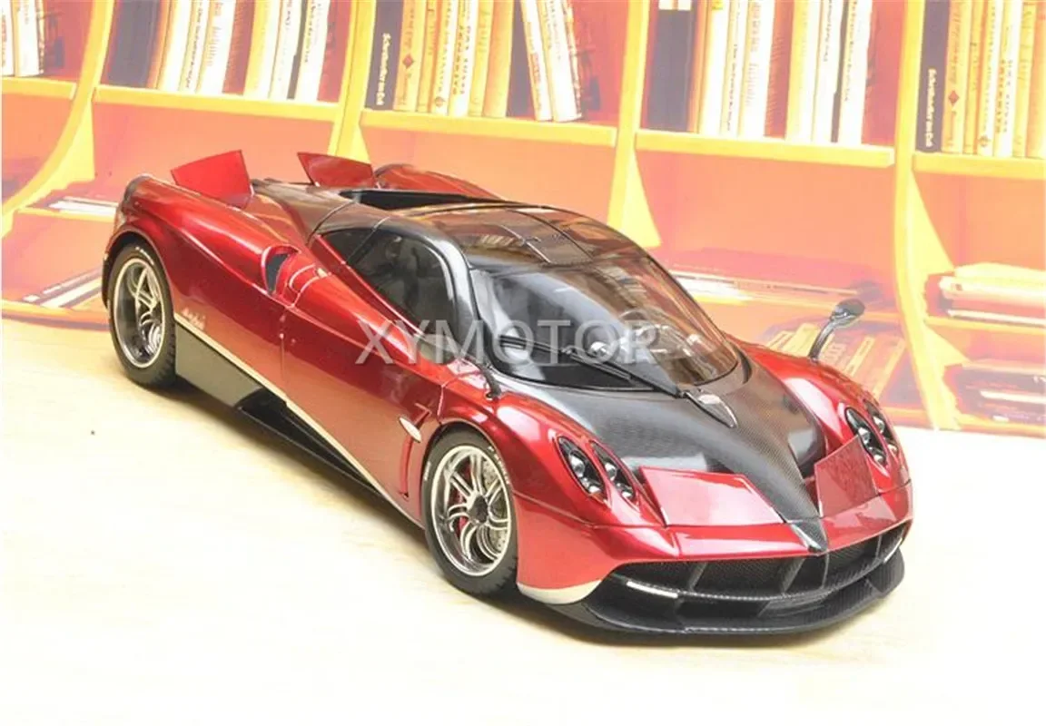 1:18 Welly GTA For Pagani Huayra Roadster Supercar Car Metal Diecast Model Car White/Red Kids Toys Gifts Collection Display