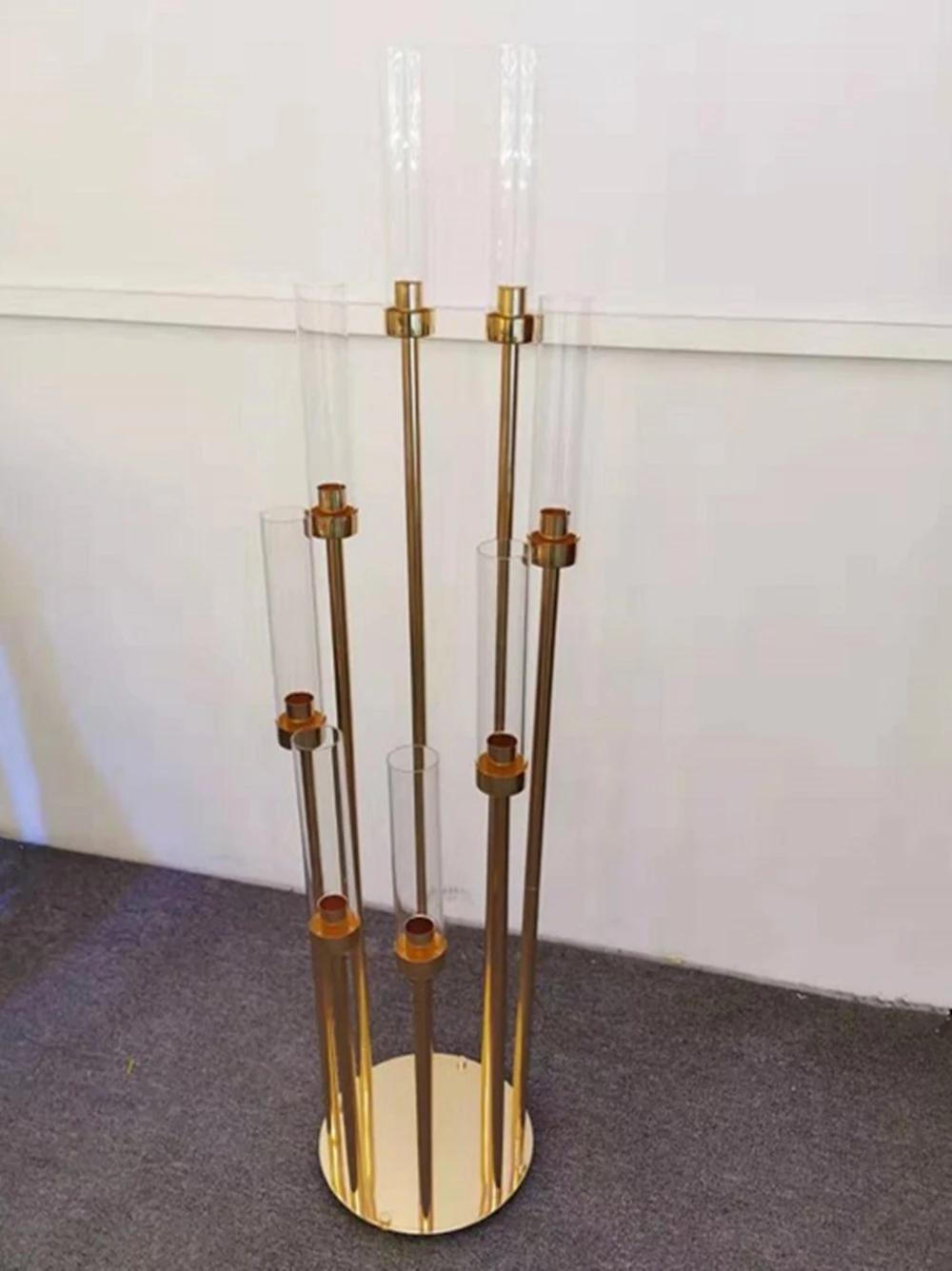 

Metal Candle Holders Candlestick Round Base Wedding Table Centerpiece Candelabra Pillar Stand Road Lead Party Decoration