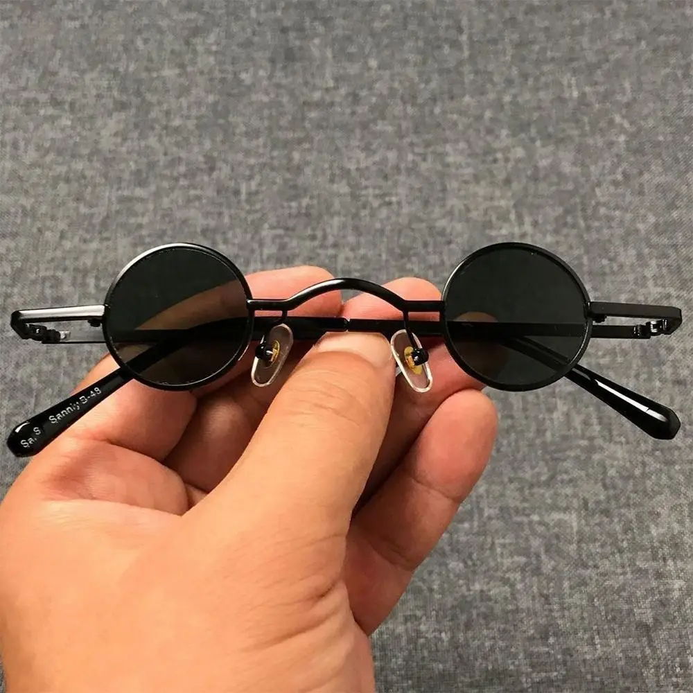 Ins Fashion Metal Frame Small Round Sunglasses Candy Color UV400 Mini Sunglasses Eyewear Unisex