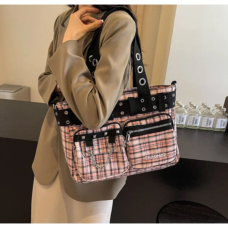 PU CHAINS Zipper Shoulder Bag Buckle Decorative Casual Women's Bags on Sale 2026 New Plaid Locomotive Style Women's Handbags
