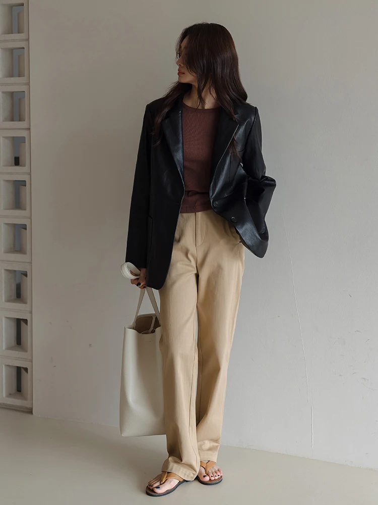 オリジナルヴィンテージブラックPUレザージャケット レディース ルーズフィットトップス 春2024 ファッションセンセーション 小さいサイズ対応コート