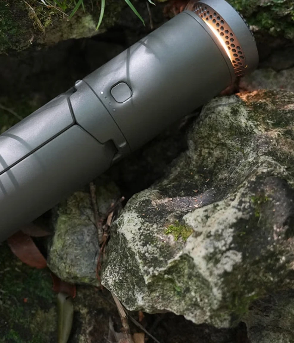 

Multifunctional outdoor telescopic waterproof light cold and warm light flash camping fishing