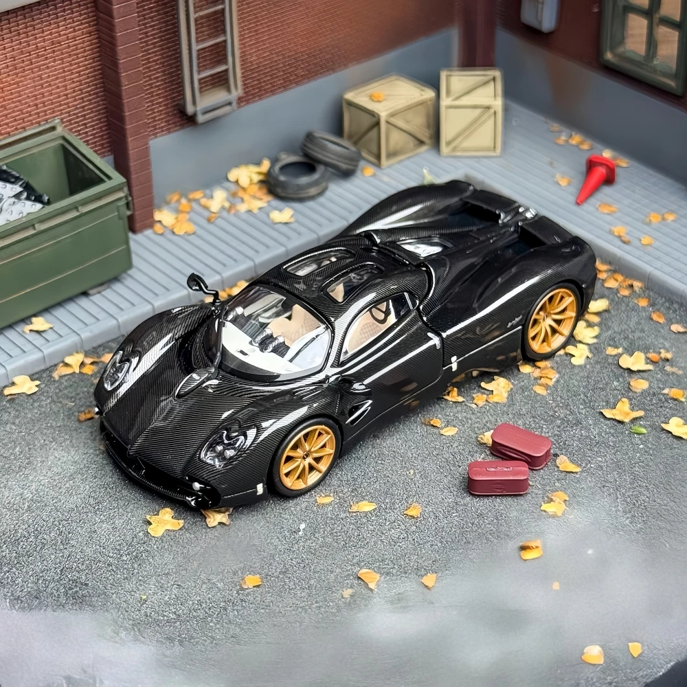 

Модель CM 1:64 Utopia, полностью карбоновая литая модель автомобиля