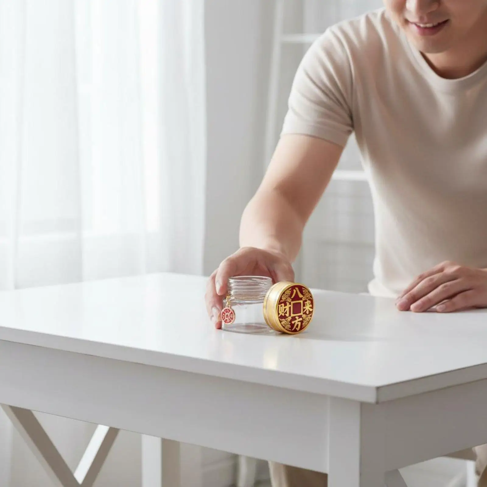 6xGolden Bead Savings Bottle Symbolizes Fortune Sealed Decorative Glass Bottle Chinese Design Design Mini Glass Storage Jar 20ML