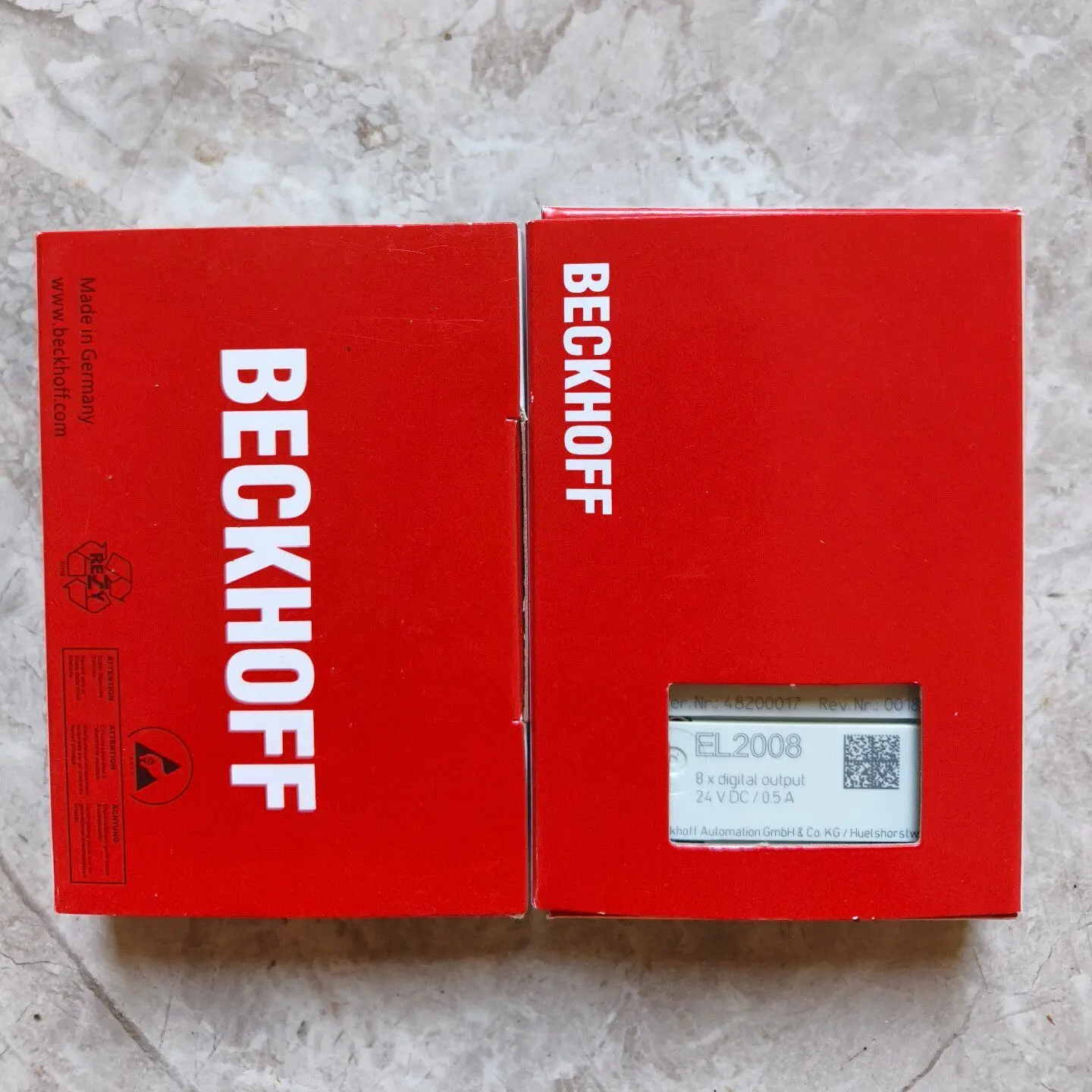Beckhoff EL2008 module is original and genuine.