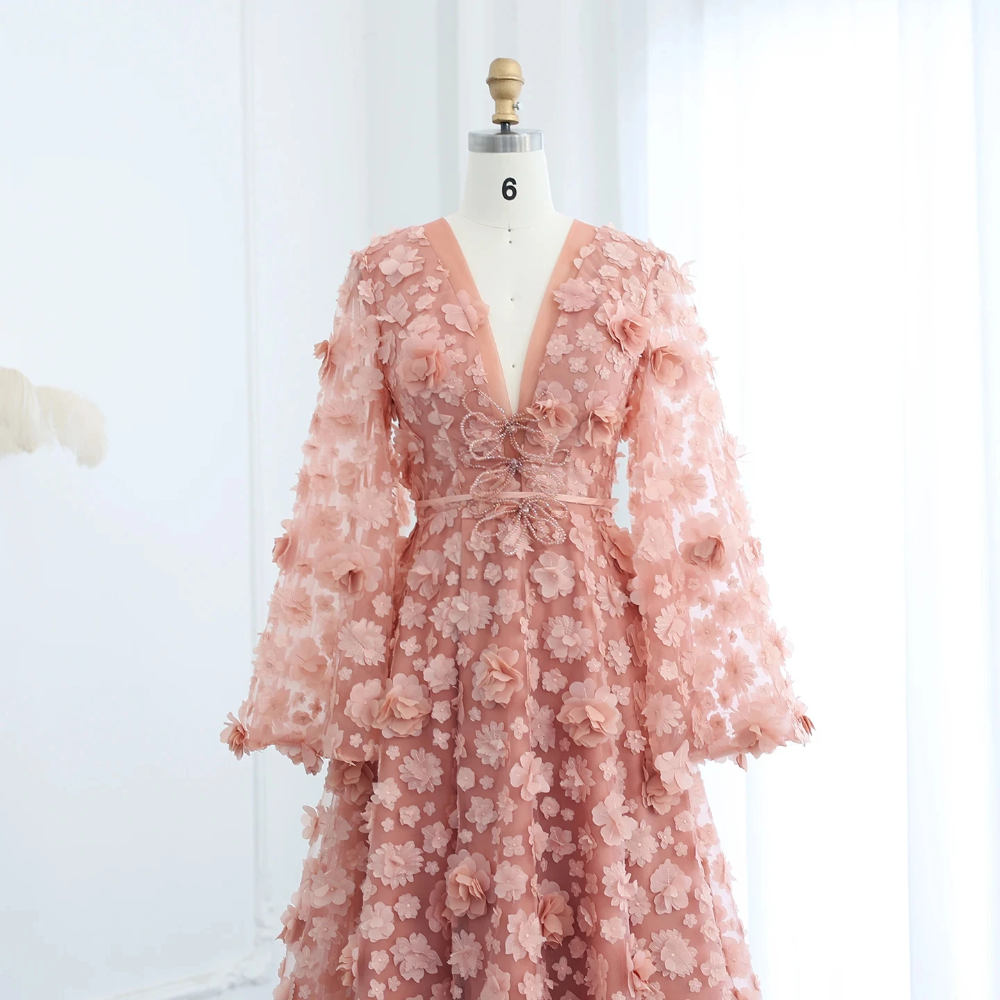 Blush Peach-Pink 3D Flowers Evening Dresses With Bell Long Sleeves V-Neck Arabic Wedding Party Birthday Gown Sz295