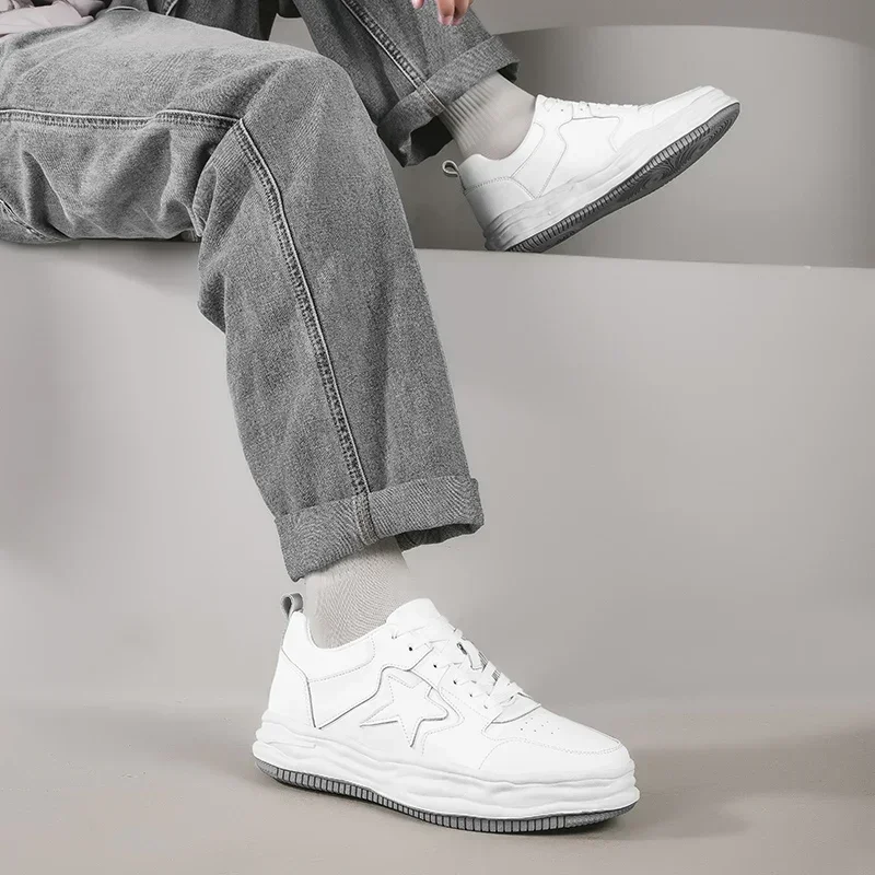 Tênis de elevador para homens, sapatos esportivos brancos, moda casual, aumento de altura, masculino, 6cm