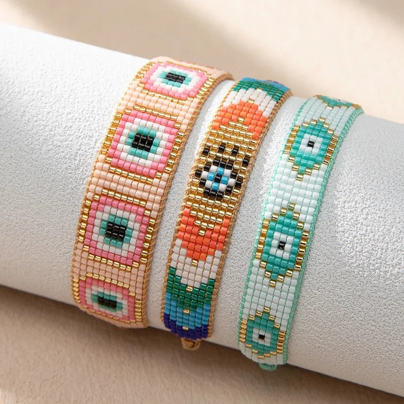 

Rice bead bracelet Pattern Geometry Bohemia Hand weaving Adjustable Eyes Originality Tidal current Simplicity Beaded bracelet