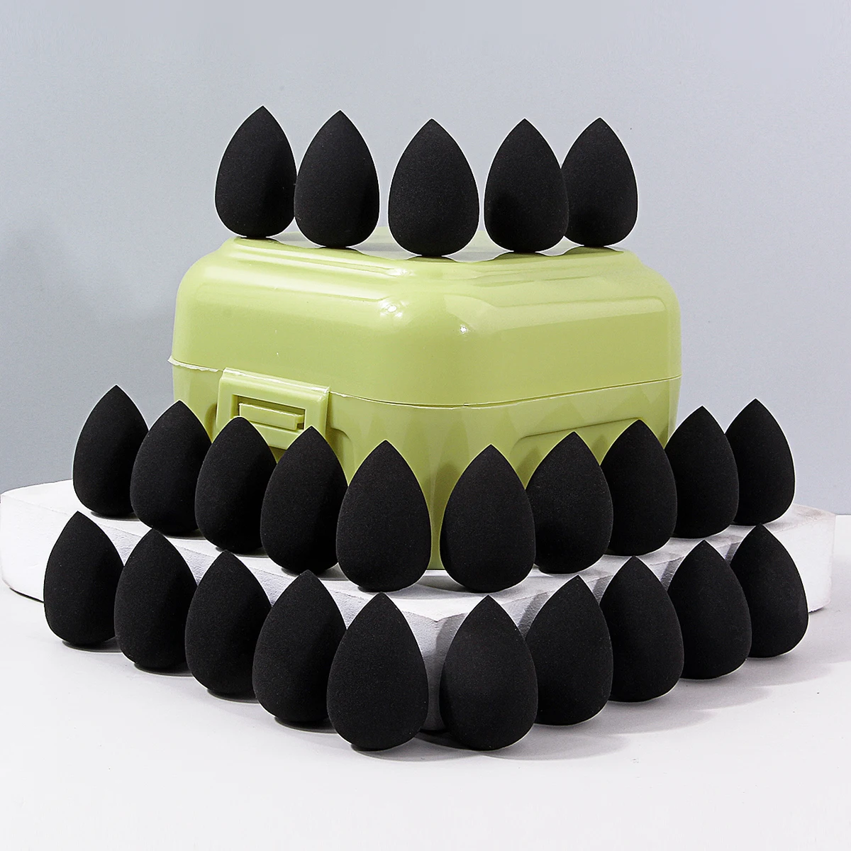 25Pcs Mini Makeup Sponges Set With Storage Box,Sponges For Precision Concealer, Under Eyes, Nose & Detail Makeup, Wet & Dry Use
