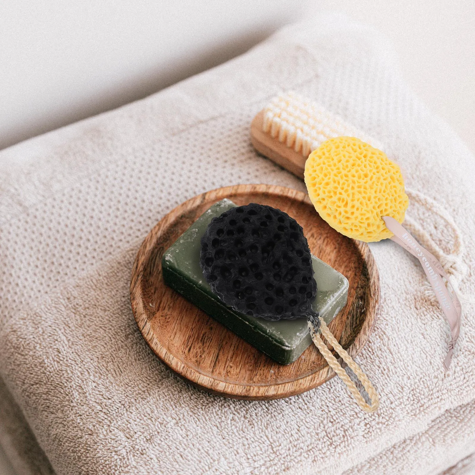 

2 шт., губка для морских водорослей, шарик для ванны, сотовый скраб для тела, инструменты для душа для глубокого очищения, приятный для кожи, отшелушивающий купание