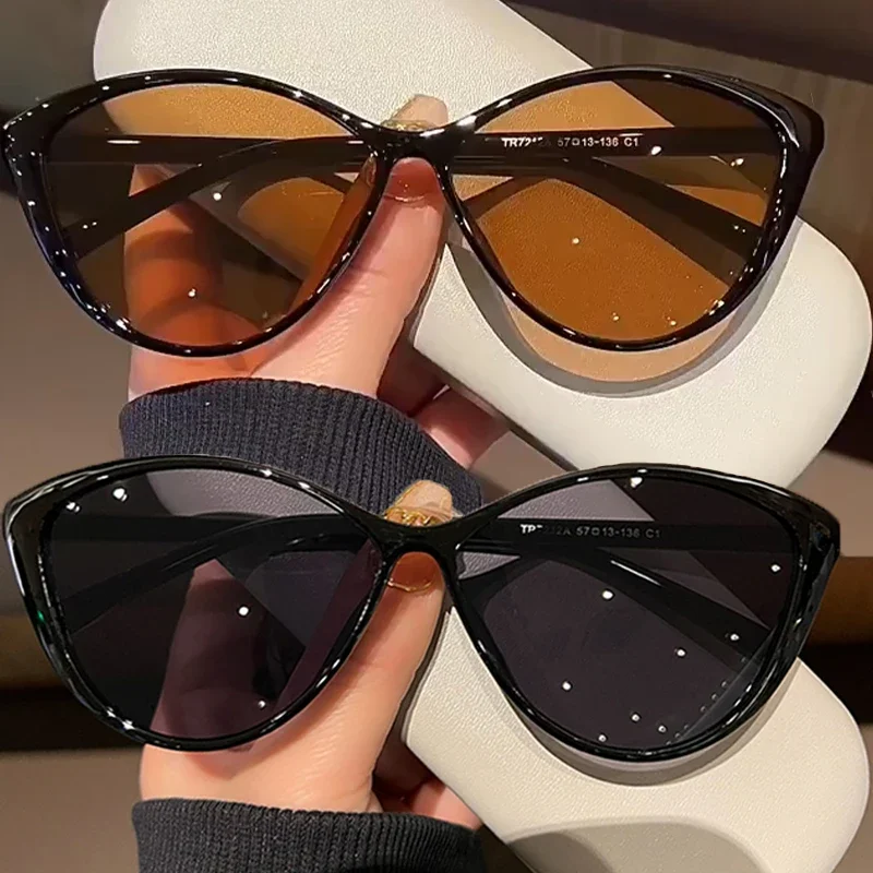 Retro Frame Cat Eye Sunglasses Women Trendy Vintage Brand Designer Sunglasses Eyewears Punk One Piece Shades Streetwear