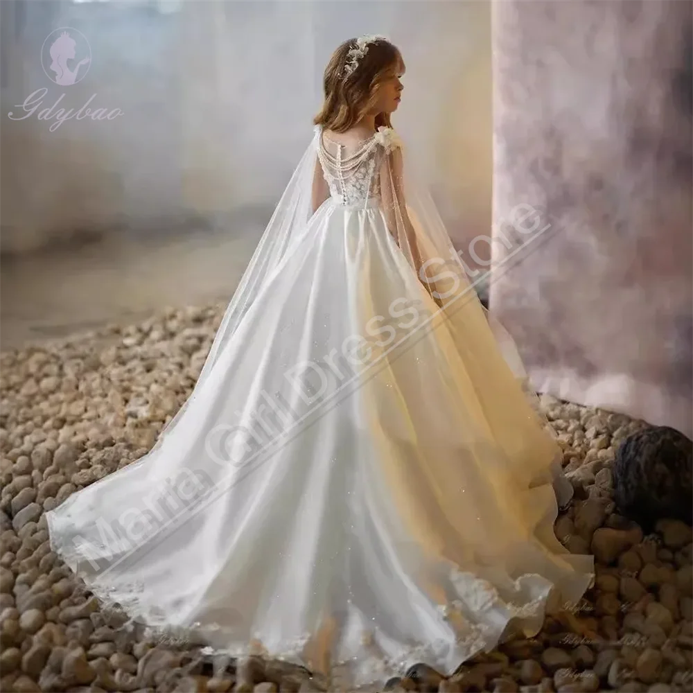 Witte bloemenmeisjesjurk voor kinderen met pluizige satijnen kralenstof, lange trein voor bruiloft, schoonheidswedstrijd, verjaardagsprestaties