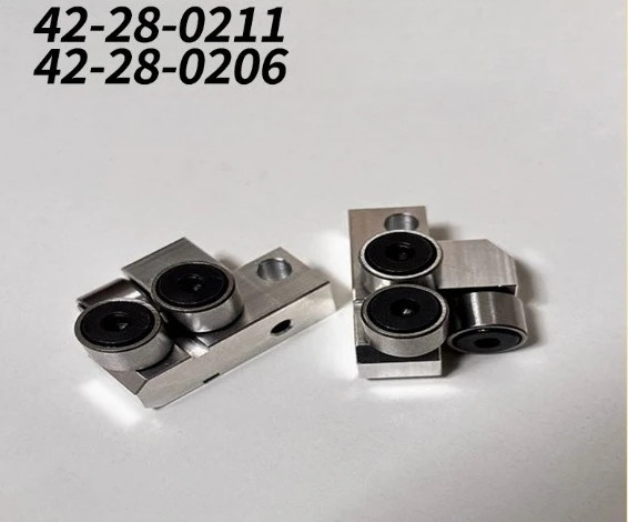 

Комплект передних и задних направляющих блоков для ленточных пил Milwaukee 6230, 6236, 6225, 6232-55, 6227 (номера деталей 42-28-0206, 42-28-0211)