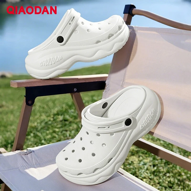 QIAODAN Thick-soled Women Clog Slippers 2025 Height Increasing Anti Slip Quick-drying Shock-Absorbant Slippers QXL112252435R