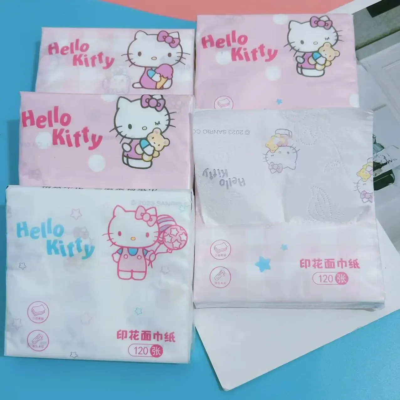 2024 Anime Figure Tissue Pochacco Kuromi HelloKittys Cartoon Printed Handkerchief Cute Girl Portable Toilet Paper Girly Gift