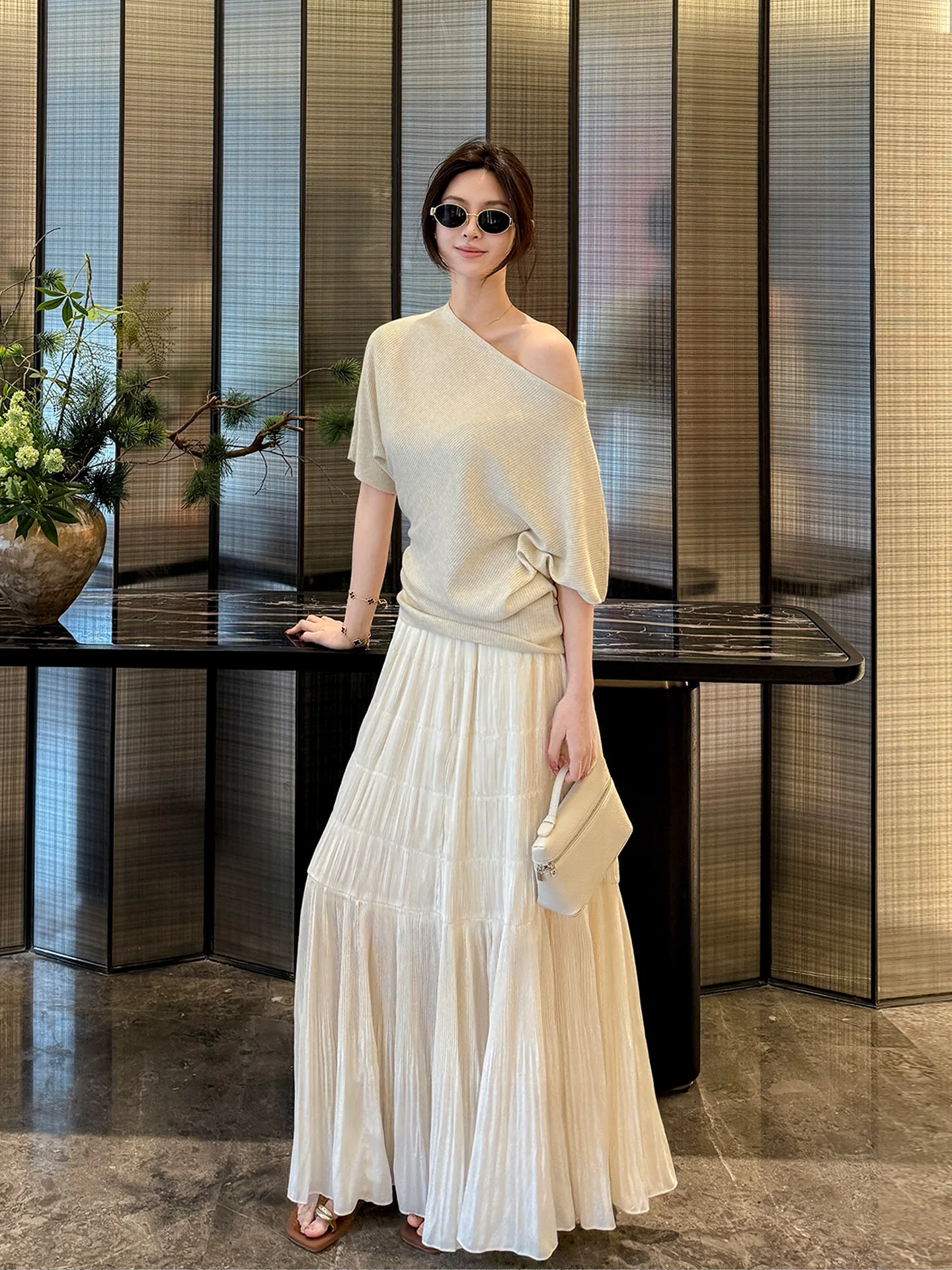 

Elegant White Island Silk Georgette Half Skirt Women's Mid-Length A-Line Gown Summer 2026 Polyester Fiber Anti-Light