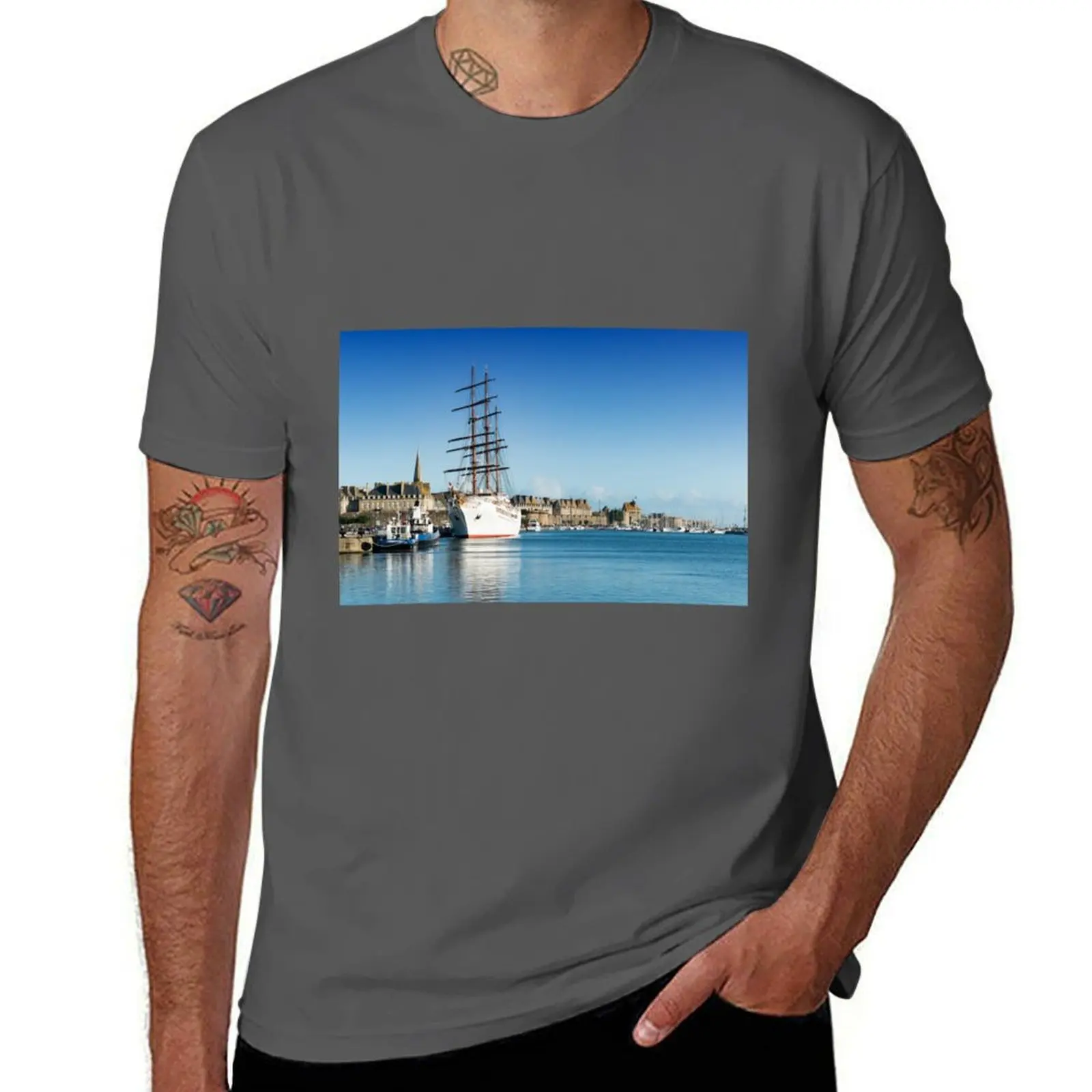 Sea Cloud II at Saint Malo T-Shirt anime figures oversized graphic t shirts Short sleeve tee men