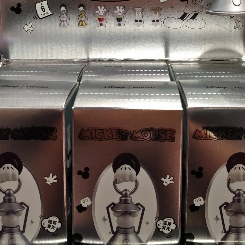 Authentic Mickeymouse Hand In Hand Brings Wealth Series Blind Box Magnetic Night Light Blind Box