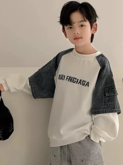 t-shirt-a-maniche-lunghe-alla-moda-per-bambini-e-ragazzi-maglia-base-trendy-per-l'autunno-in-cotone-con-inserti-sulle-spalle