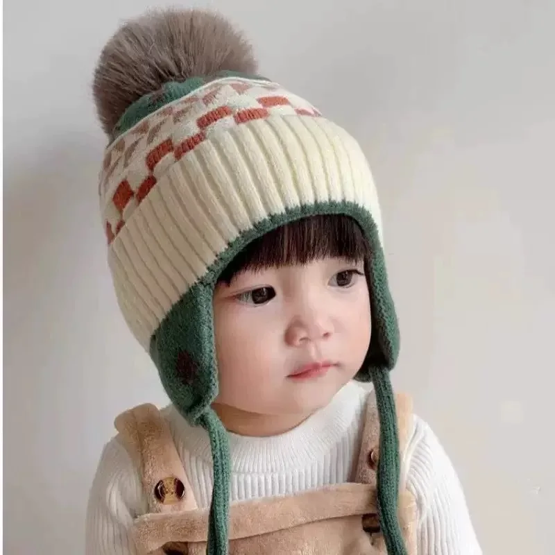 حماية الأذن قبعة صغيرة للأطفال مع غطاء للأذنين لينة دافئة بوم بوم الشتاء الدافئة محبوك قبعة للرضع طفل أطفال بنين بنات