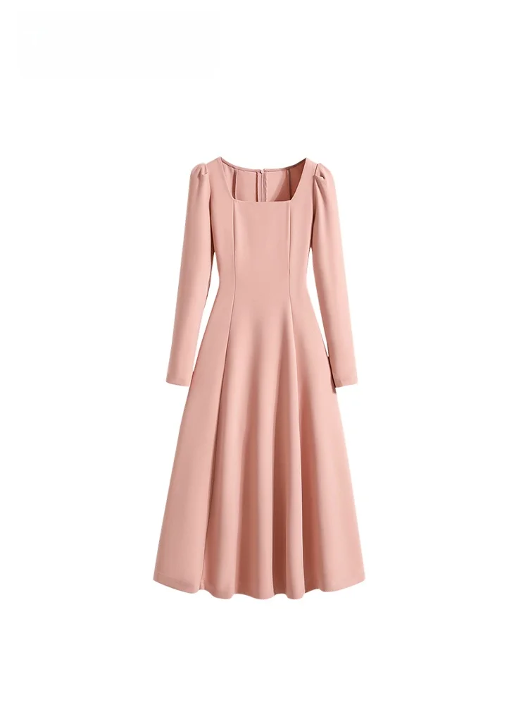 

CaraCLUB: Новинка! Женское платье больших размеров с квадратным вырезом и длинными рукавами для ранней осени. Модель для пышных форм, стройнящая фигуру, в стиле Little Fragrance.