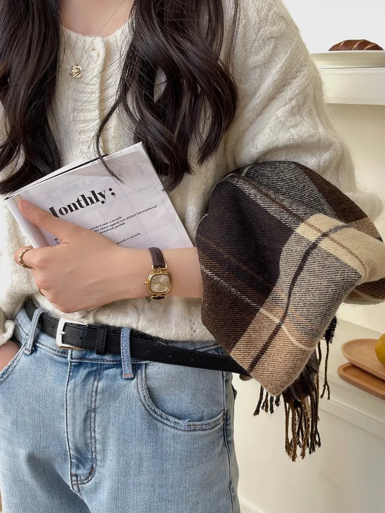 Ladies' Watch New Fashion Retro Niche Style Dial Temperament Belt Simple Watch Women's High-End Exquisite Quartz Women's Watch