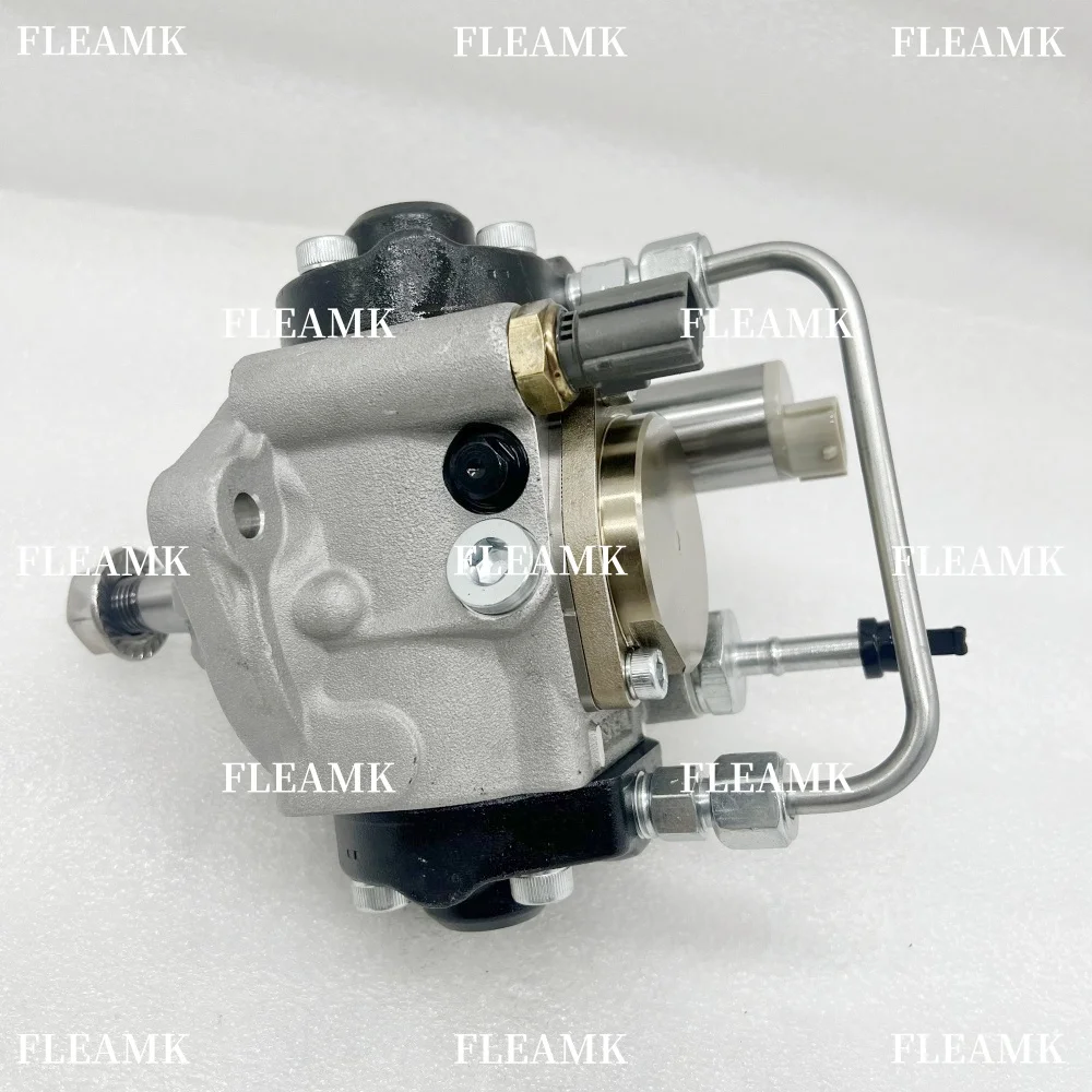 High Quality Diesel Common Rail Fuel Injection Pump 294000-0370 16700EB300