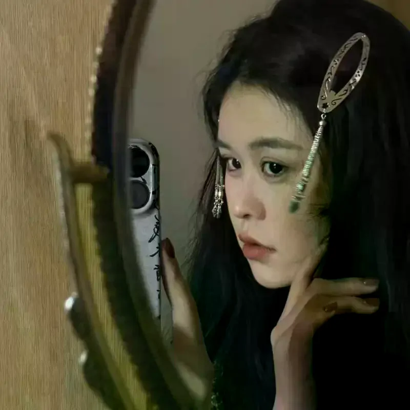 

Vintage Hollowed Out Hair Clip Y2K Geometric Tassel Hair BB Clip Punk Metal Side Hairpin Korean Hair Accessories