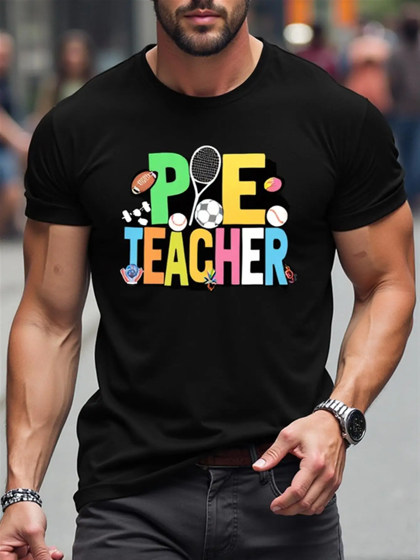 Camiseta gráfica de Pe Coach para hombre, diseño de ropa deportiva colorida negra, camiseta transpirable de manga corta con cuello redondo, adecuada para gimnasio, ropa informal y al aire libre, regalo de agradecimiento para profesores, diseño deportivo, estampado duradero