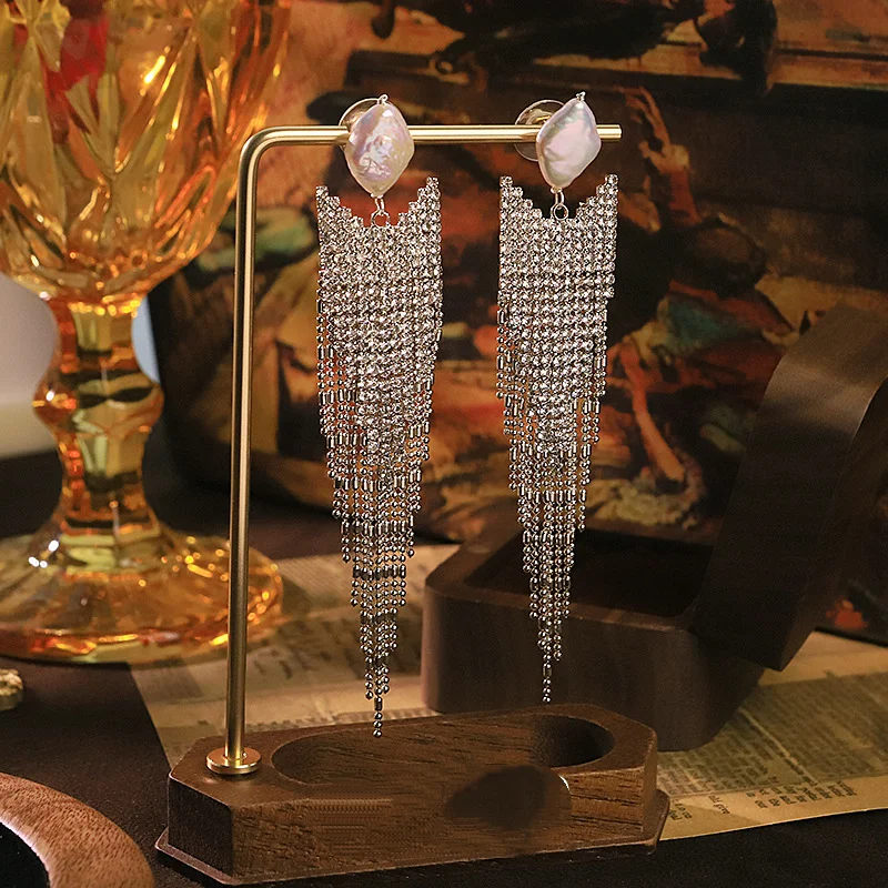 

Оригинальные серьги-ромбы с жемчугом и кисточками в стиле барокко для женщин, эксклюзивные роскошные длинные висячие серьги, элегантные модные ювелирные украшения, подарки