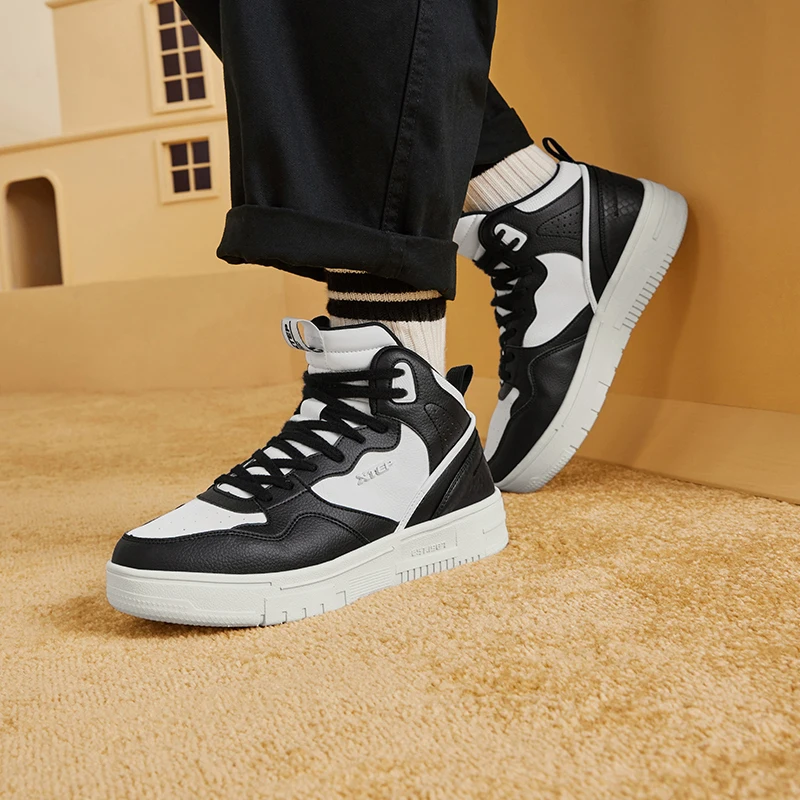 Xtep Mubai Skateboarding Shoes Men Leather Fashion Casual Cushioning Sport Shoes Non-Slip Shock Absorption Sneakers 877419310008