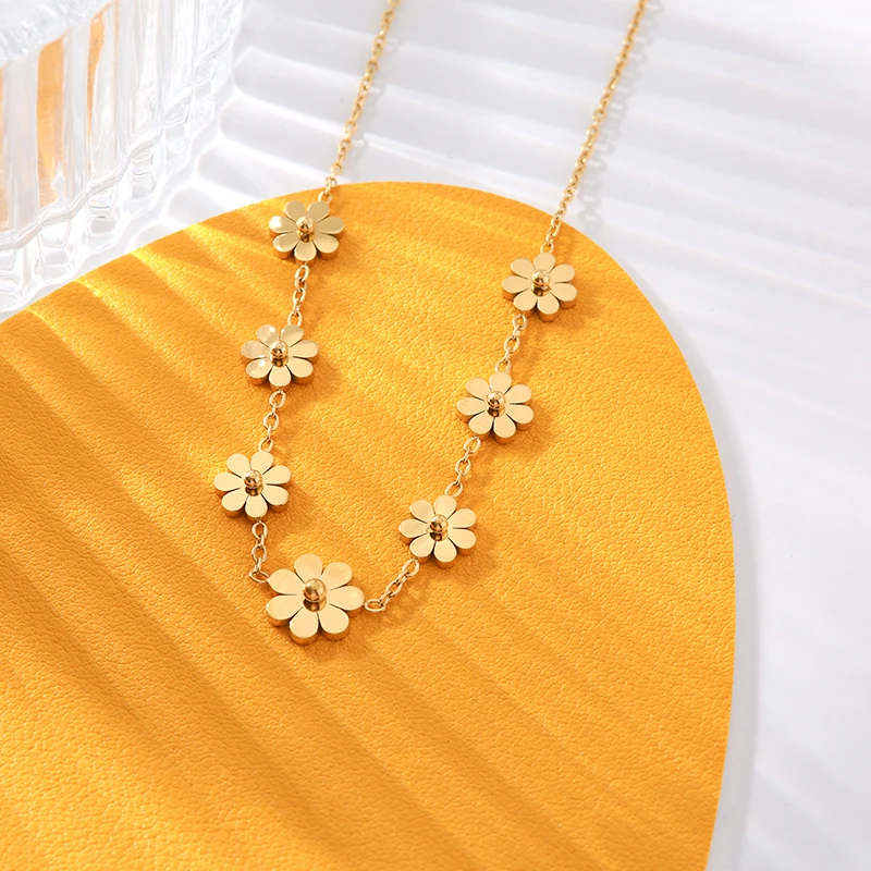 GANEMLY 316L Stainless Steel Daisy Flowers Necklace Earrings Bracelets For Women Fashion Waterproof Jewelry 4-Set Lady Gift