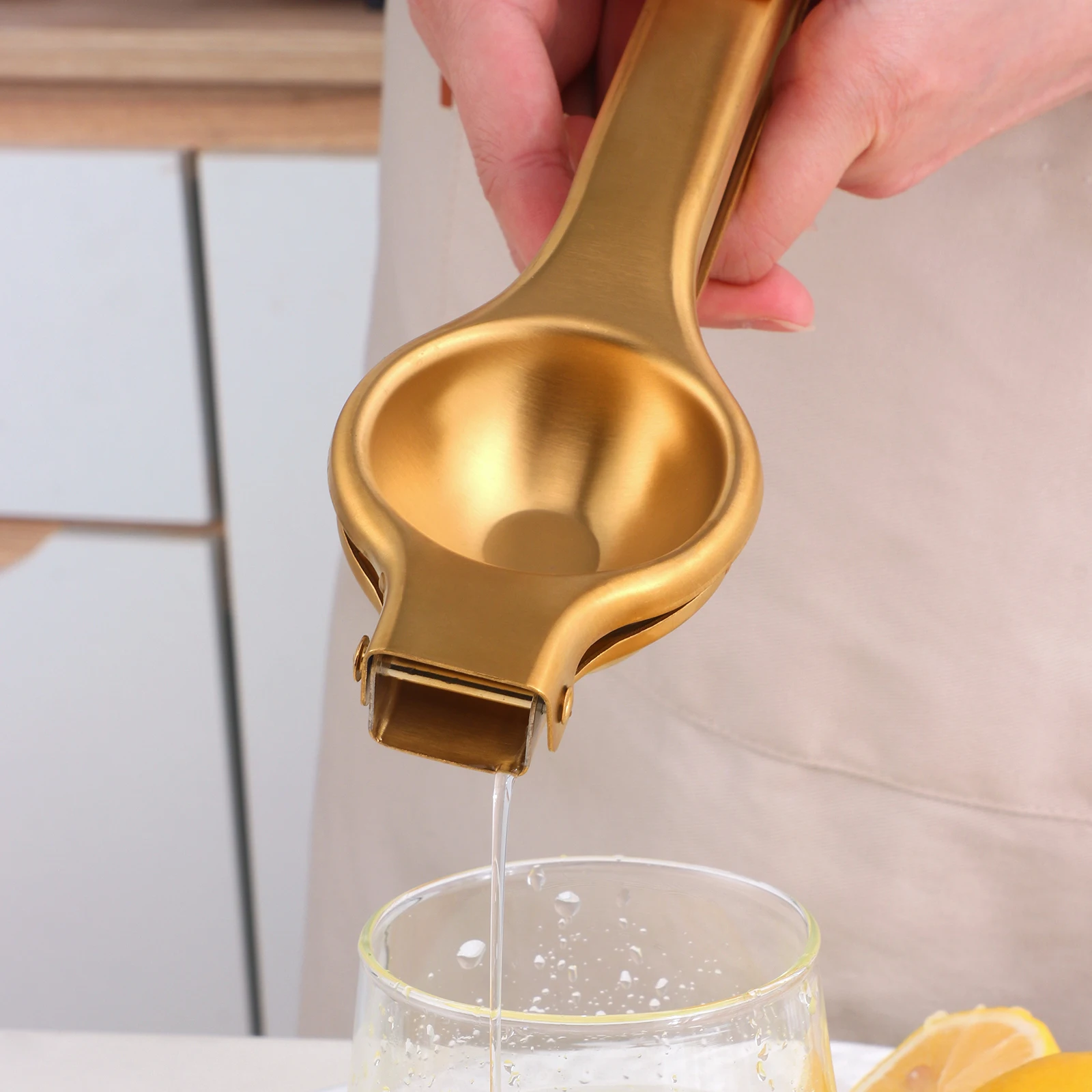 1PC Stainless Steel Manual Juicer Household Lemon Clip Creative Orange Juicer Squeezer Fruit Hand Pressing Kitchen Accessories image 5