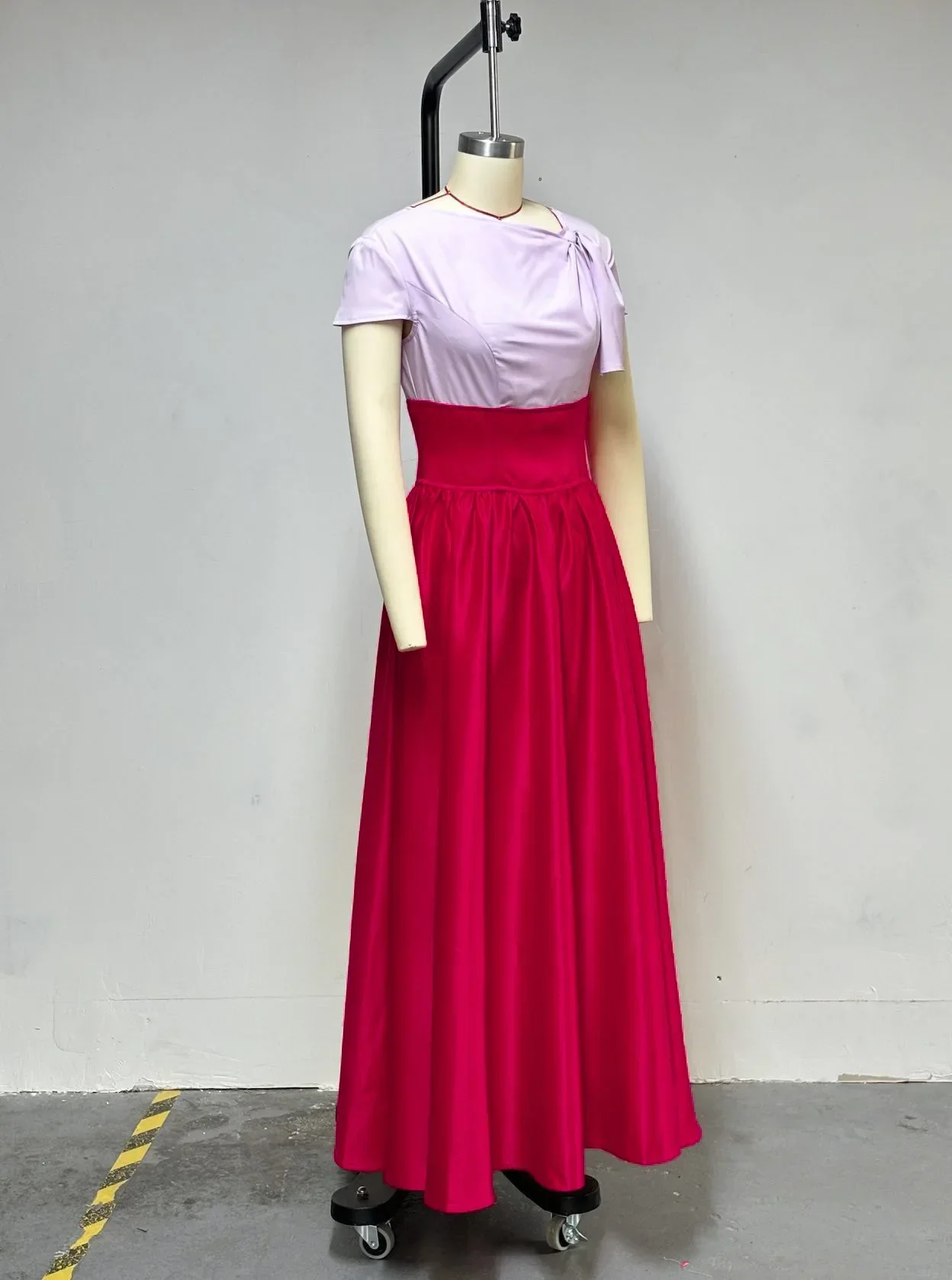 

2025 Sexy One Shoulder Banquet Dress Spring Stitching Contract Color Party Dress Womens Elegant High Waist Cocktail A-line Dress