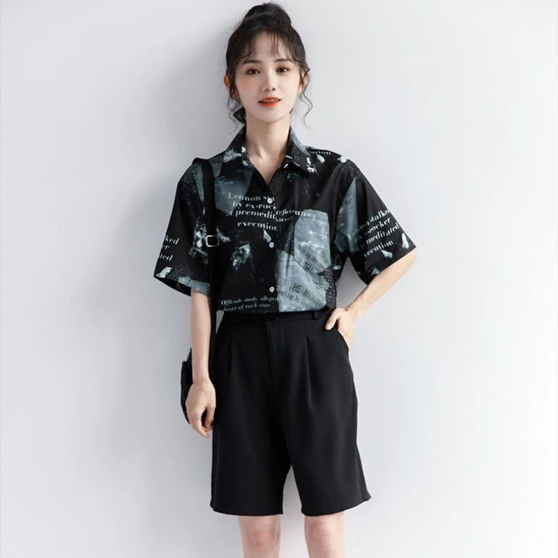 

Trendy Women Summer Top Short Sleeve Shirt Retro Hong Kong Fashion BF Boyfriend Style Student Design New Casual