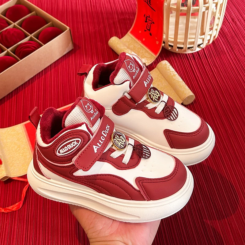 أحذية الأولاد الجديدة لعام 2025 أحذية رياضية ربيعية للأطفال ذات سطح جلدي خفيفة الوزن قابلة للتنفس للمدرسة الابتدائية للأولاد والبنات #6