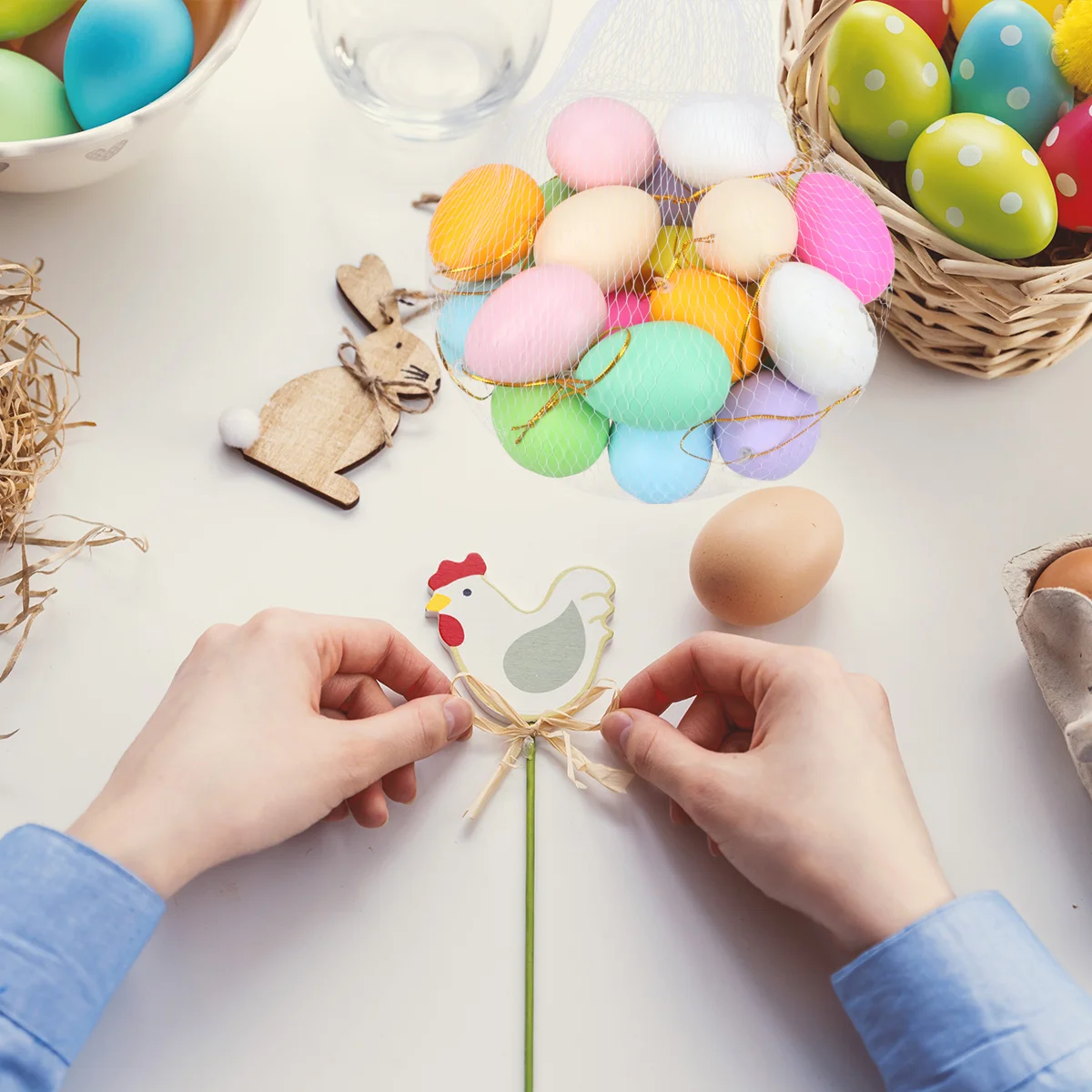 

40PCS Colored Painted Fake Eggs Plastic Kids Craft Supplies Pretend Play Toys Easter Decoration Graffiti Toy