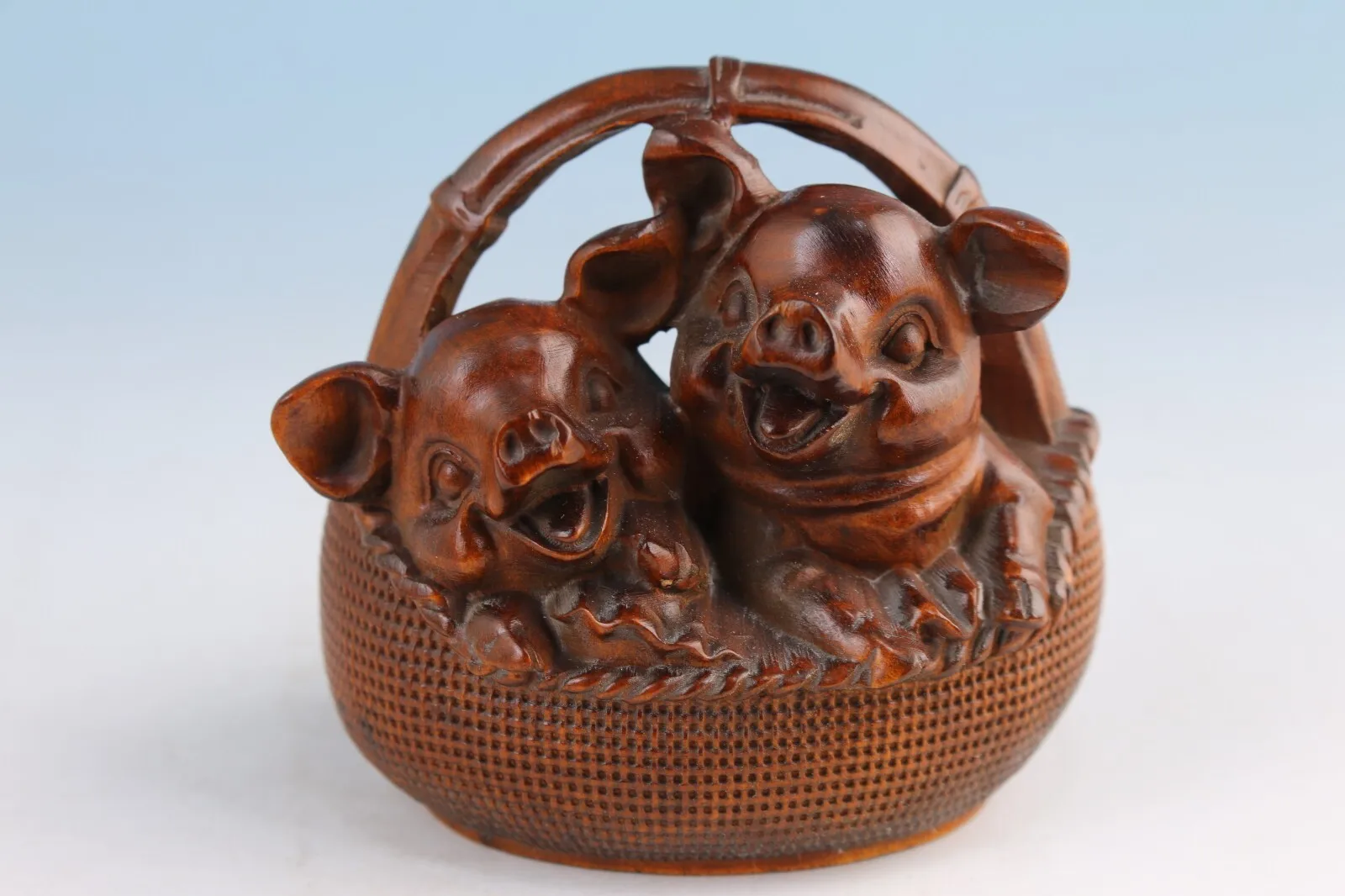 

Настольный самшит, ручная резная фигурка милых свиней, статуя Нецке, коллекционный подарок