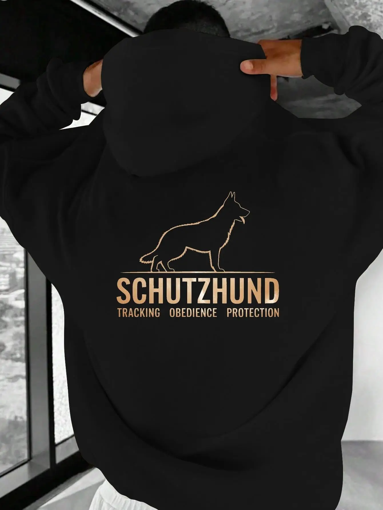 

Leisure outdoor and daily clothing - Machine-washable loose sweatshirt. Stretch fabric, clothing for an active lifestyle.