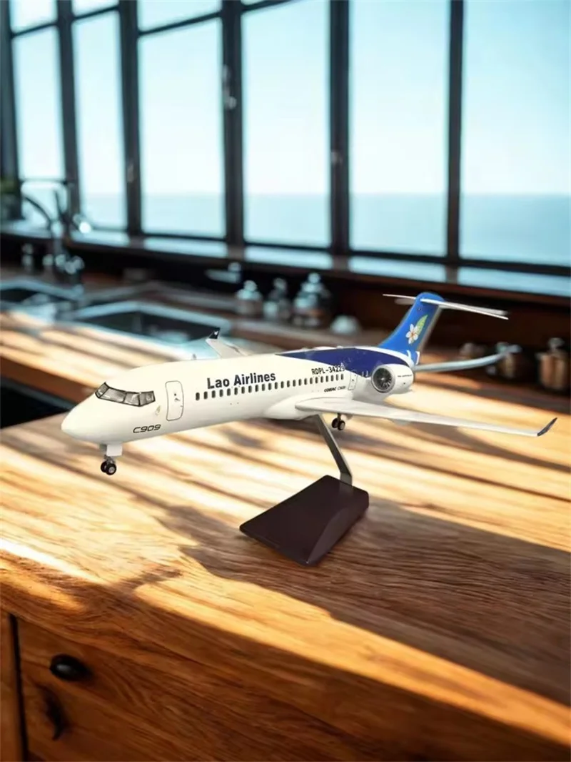 

Новая литая под давлением модель 47 см в масштабе 1/170 Asia Lao Airlines C909, самолет из смолы Airways с дисплеем коллекции легких самолетов
