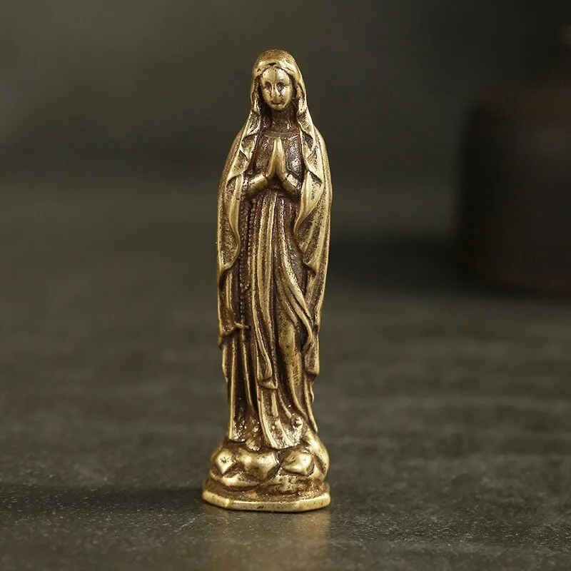 Pure Copper Vintage Blessed Virgin Mary Figurines Key Chains Pendants Brass Holy Mother Religion Faith Buddha Keyrings Hangings