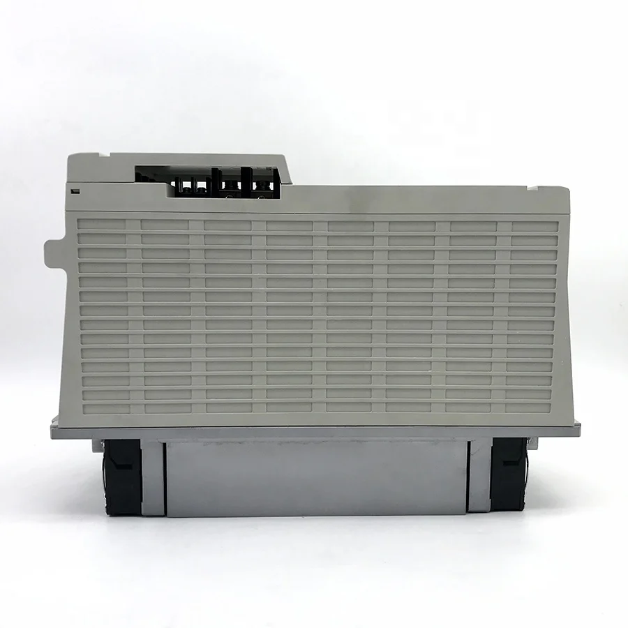 Amplificador de unidade de eixo original MDS-C1-SPH-300 MDS-C1-SPH-300