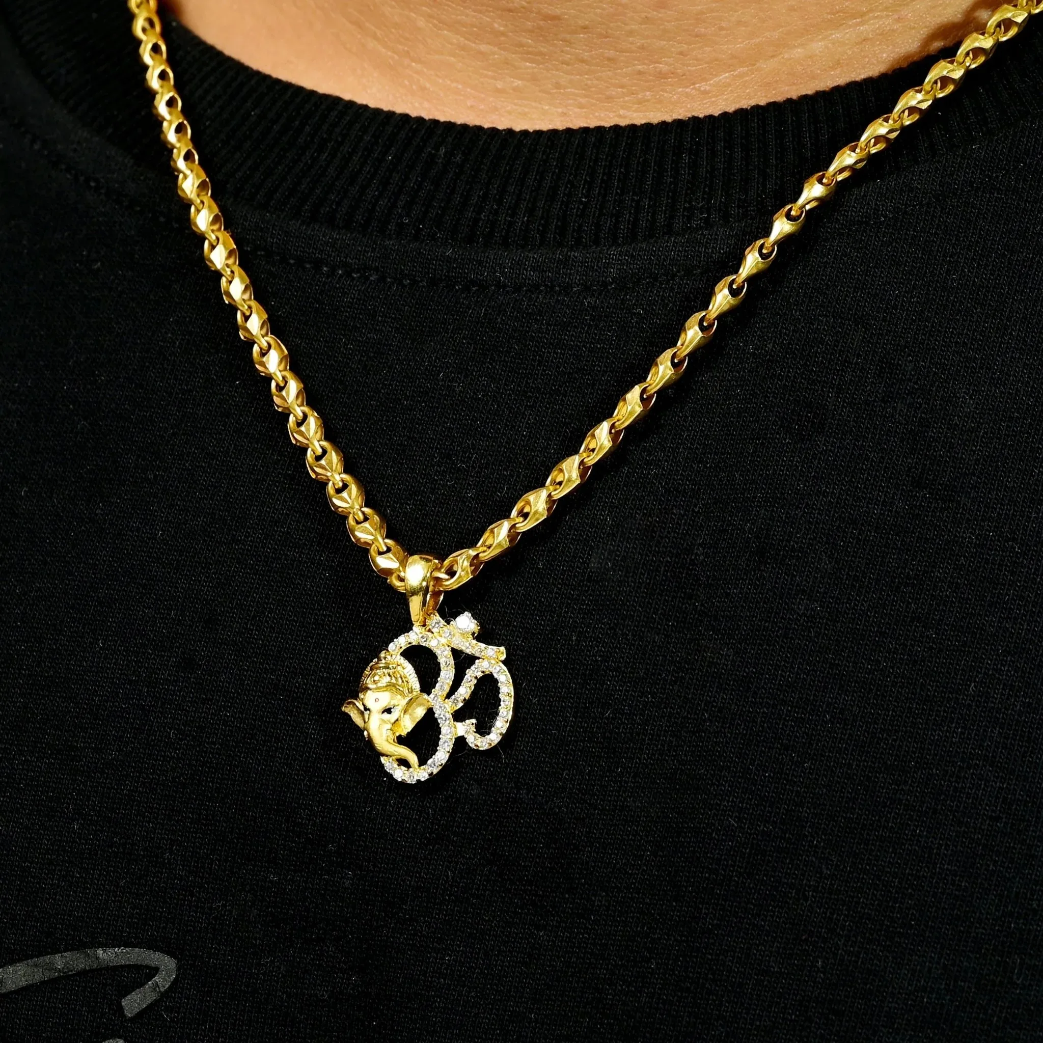

The Om Ganesha Silver Pendant Jewelry 925 Sterling Silver Necklace Hypoallergenic Om Jewelry for Men for Special Occasions