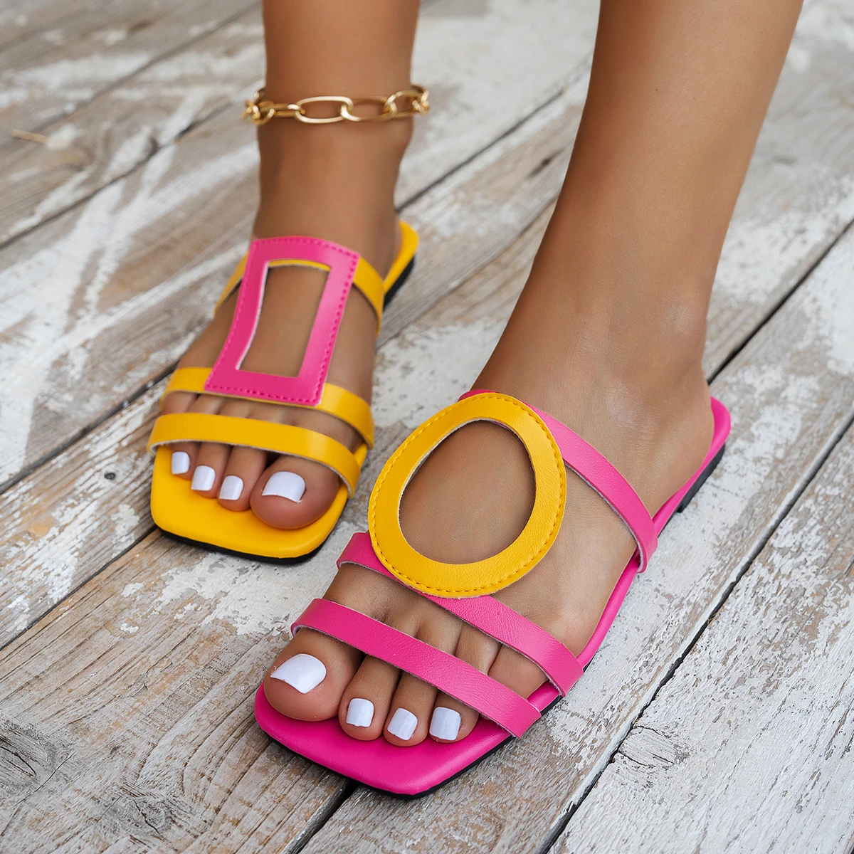 Women Flat Slippers Summer New Outdoor Shoes Non-slip Casual Slippers Women Plus Size Fashion Luxury Sandals Home Slides Women image 5