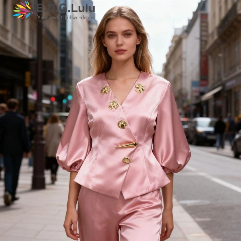 

EDGLuLu Fresh Sweet с v-образным вырезом и рукавами-фонариками, элегантный розовый топ, новинка 2025, модная блузка с металлическими пуговицами, футболка для женщин