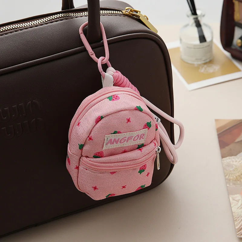 

Strawberry Printed Mini Coin Purse Backpack Pendant Anti Loss Key Chain Wallet Portable Multifunctional Earphone Bag Outdoor